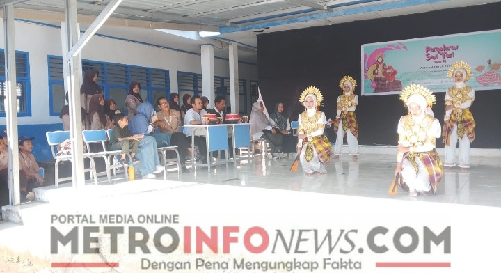 Pagelaran Seni Tari SMP Negeri 1 Takalar, Siswa Kelas VII Tampilkan Kreativitas dan Budaya.