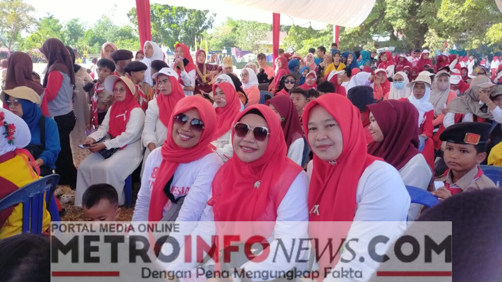 Ribuan Warga Padati Lapangan Paddinging, Jalan Sehat Sanrobone Berlangsung Meriah.