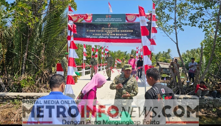 Pangdam XIV/Hasanuddin Resmikan Jembatan Perintis Garuda dan Program Air Bersih di Takalar.
