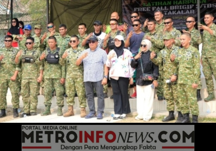 Tujuh Hari Berturut-turut Latihan Free Fall di Takalar, Bupati Daeng Manye Apresiasi TNI dan Ajak Generasi Muda Jadi Prajurit.